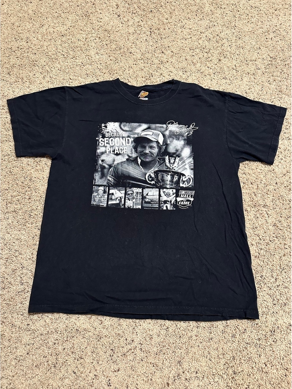 Vintage Dale Earnhardt NASCAR Graphic T-Shirt Large